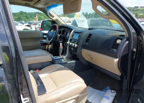 2016 Toyota Sequoia Platinum 5.7L V8 z USA, uszkodzony, nr VIN 5TDDW5G16GS141092